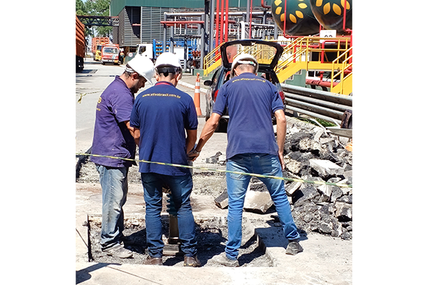 Obra de manutenção de asfalto Copa Energia